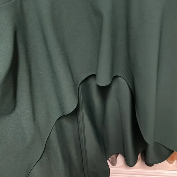 Calvin Klein - Picture 3 of 4